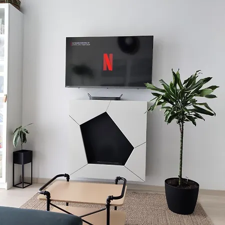 Glam, King-size Bed, Terrace, Free Indoor Parking * فروتسواف