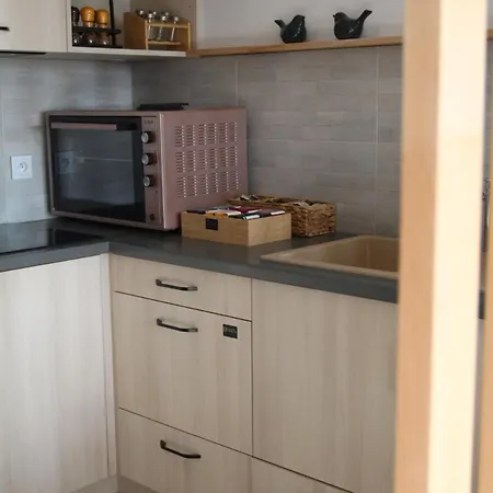 شقة Glam, King-size Bed, Terrace, Free Indoor Parking