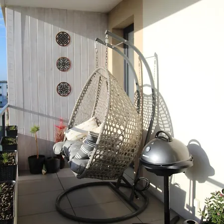 Glam, King-size Bed, Terrace, Free Indoor Parking *