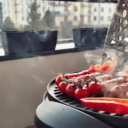 Glam, King-size Bed, Terrace, Free Indoor Parking فروتسواف