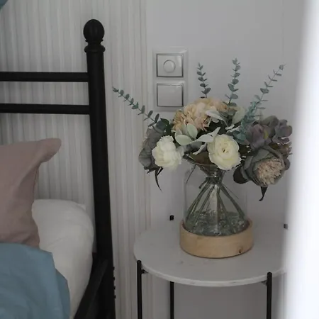 Glam, King-size Bed, Terrace, Free Indoor Parking فروتسواف