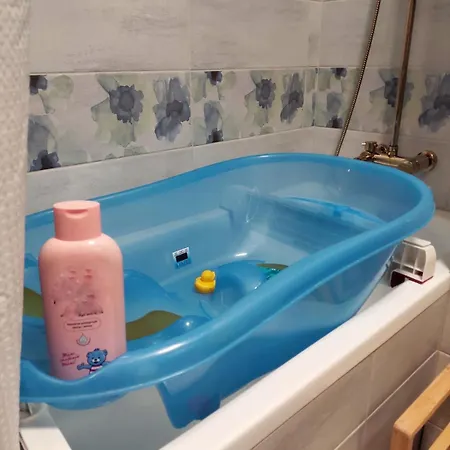 Glam, King-size Bed, Terrace, Free Indoor Parking شقة *