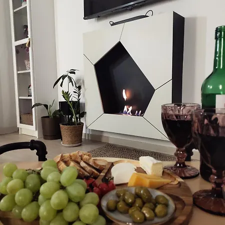 Glam, King-size Bed, Terrace, Free Indoor Parking Apartmán *