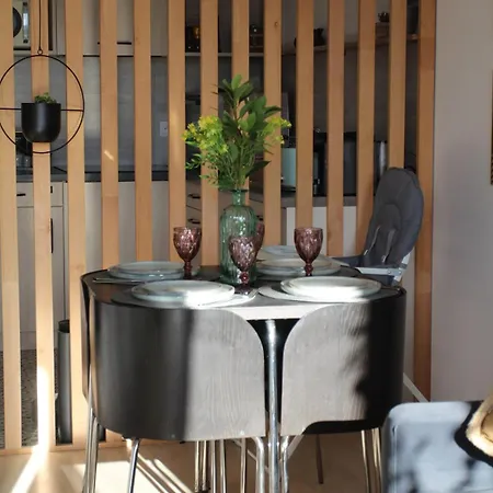 Апартаменты Glam, King-size Bed, Terrace, Free Indoor Parking *