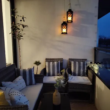 Glam, King-size Bed, Terrace, Free Indoor Parking Вроцлав