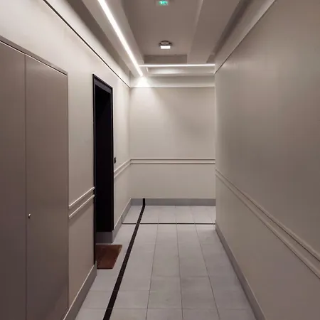 Glam, King-size Bed, Terrace, Free Indoor Parking アパート *