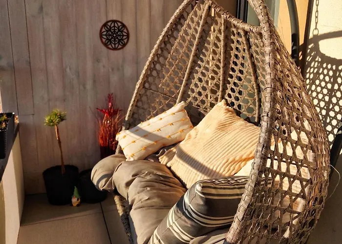 Glam, King-size Bed, Terrace, Free Indoor Parking Wrocław