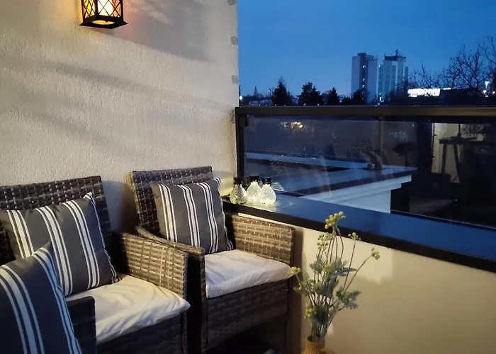 Glam, King-size Bed, Terrace, Free Indoor Parking Wrocław