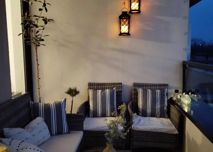 Glam, King-size Bed, Terrace, Free Indoor Parking Wrocław