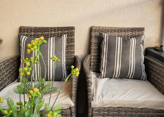 Glam, King-size Bed, Terrace, Free Indoor Parking * Wrocław